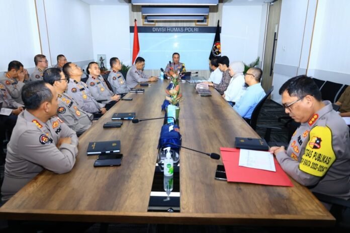 KADIV-HUMAS-1536x1024