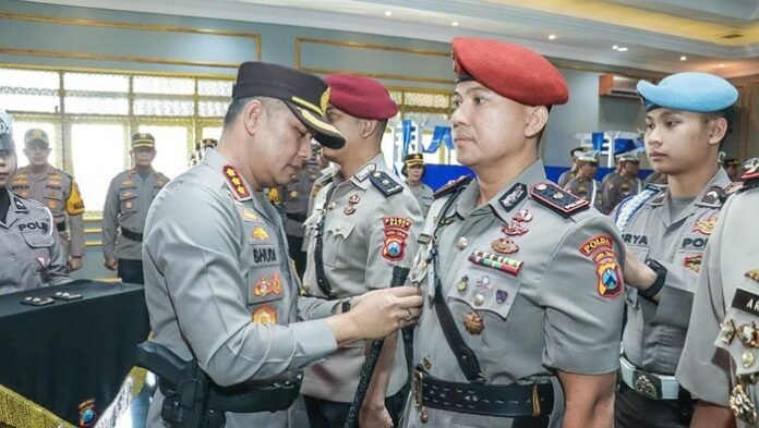 sertijab-kasatlantas-dan-kasatreskrim-polresta-malang-kota-1_169