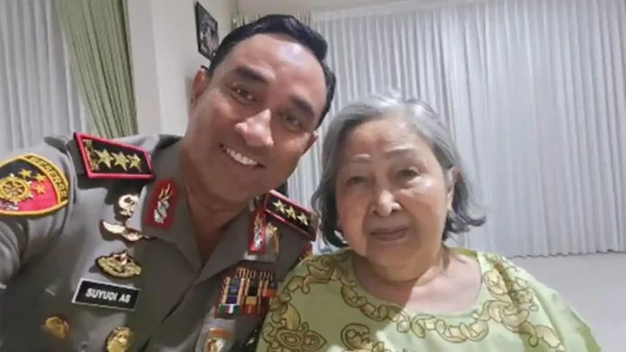 20250913-Komjen-Suyudi-Ario-Seto-doa-ibu