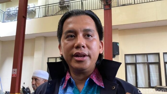 kasat-reskrim-polres-metro-jakarta-pusat-akbp-roby-saputra-1765532701054_169